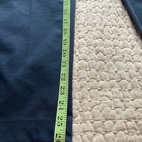 Lululemon ladies athletic pants - Picture 8 of 11